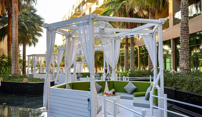 Middle-east-holidays-dubai-rixos-the-palm-dubai-hotel-and-suites-hotel-nargile-lounge